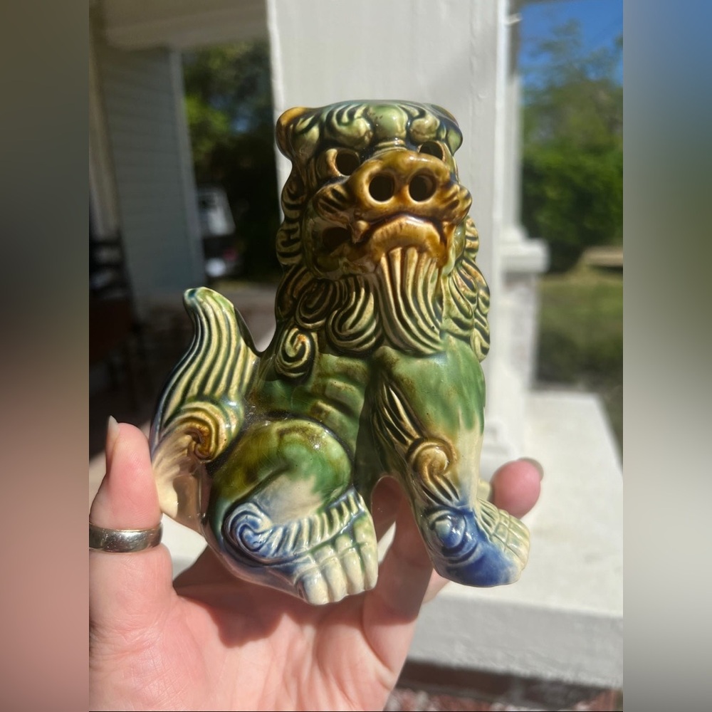 Vintage Chinese Foo Dog-Fu Lion Green Ceramic Asian Feng Shui 5” Tall Pottery